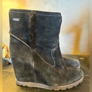 Ugg Wedge Boots, US size 8, black suede, good used condition, minimal wear